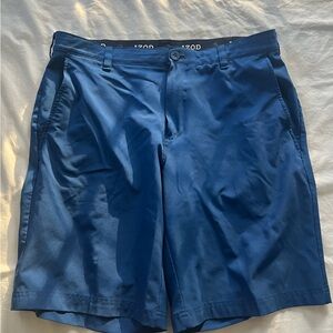 Izod golf shorts men size 34 blue
